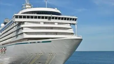 Enquête exclusive Croisière dance : le paquebot de tous les excès