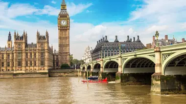 Enquête exclusive Londres, capitale de la tradition et de toutes les extravagances