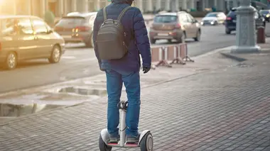 Trottinettes, deux roues : attention danger