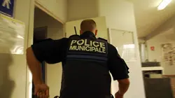 Enquête sous haute tension Bagarre à la plage, drogue, dispute conjugale : 100 jours avec la police de Fréjus