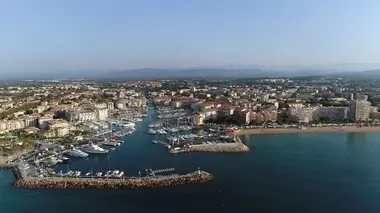 Enquête sous haute tension Bagarre à la plage, drogue, dispute conjugale : 100 jours avec la police de Fréjus