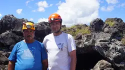 Enquête sur l'île des moaï