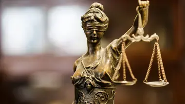 Joséphine Bernard : vrai ou faux suicide ? Sa mère cherche la vérité