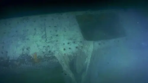 Enquêtes en eaux profondes Le sous-marin fantôme