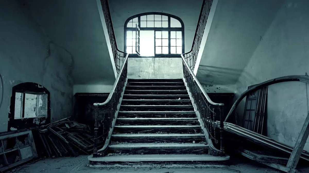 Enquêtes mystérieuses Amityville, Cecil Hôtel, L'Exorciste : Les énigmes révélées