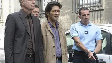 Enquêtes réservées S06E06 Morte saison