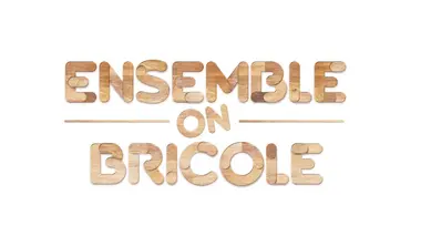 Thématique salle de bain : sol PVC et paroi de douche