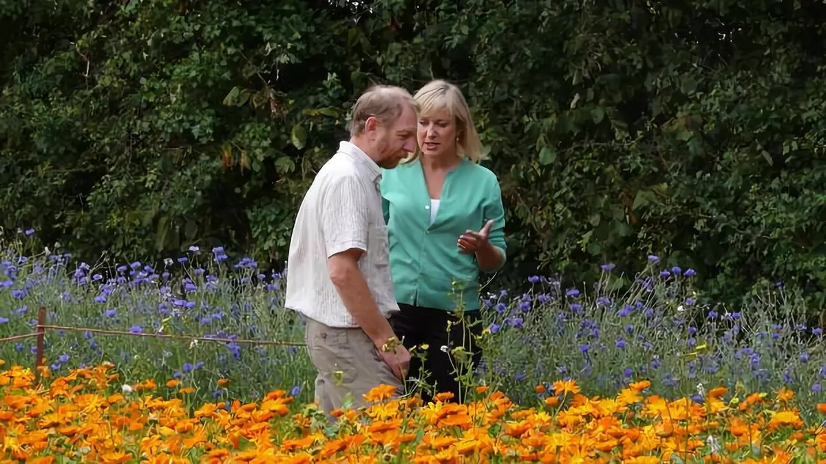 Escape to the Country S23E19 Devon