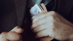 Escrocs : sans foi ni loi