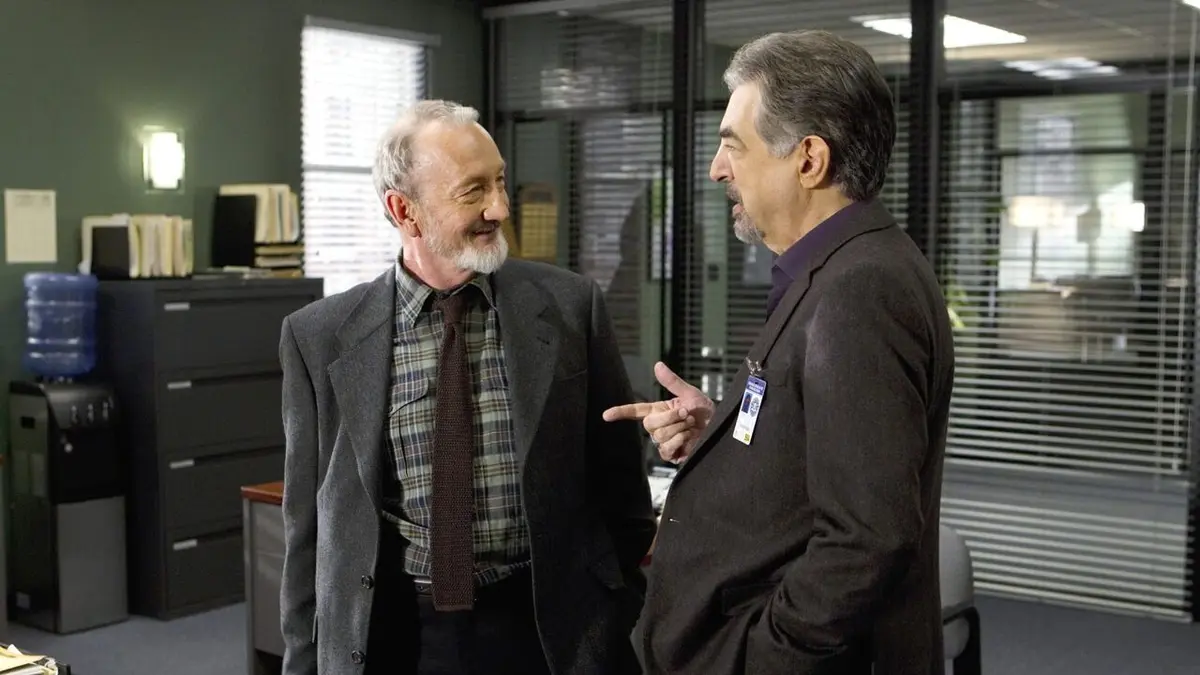 Esprits criminels S07E19 Mise en scène