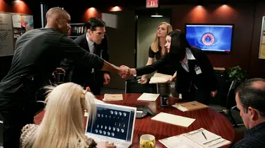 Esprits criminels S01E09 Le 7ème passager