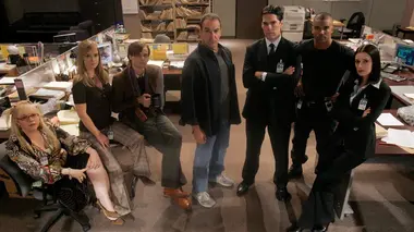 Esprits criminels S01E15 20 ans après...