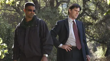 Esprits criminels S02E04 Mis à nu