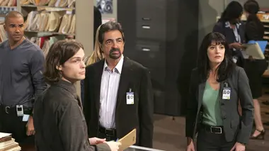 Esprits criminels S03E14 Ancienne blessure