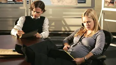 Esprits criminels S04E05 Sur la route