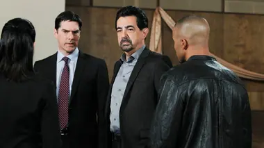 Esprits criminels S06E07 Dernier week-end