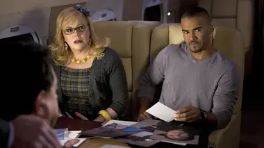Esprits criminels S06E18 Lauren