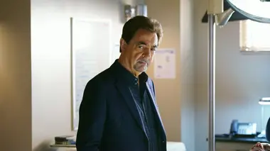 Esprits criminels S11E09 L'ennemi de l'intérieur