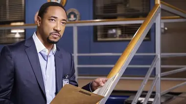 Esprits criminels S12E11 Ensevelis