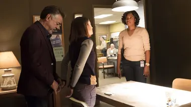 Esprits criminels S13E09 Au coeur de la conspiration