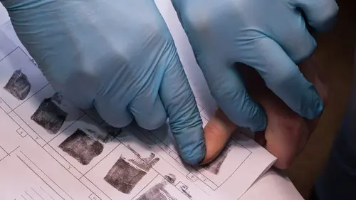 Esprits violents : à l'écoute des tueurs HiFi Killers