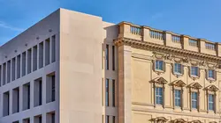 Et Berlin se bâtit un château…