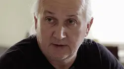 Et la terre s'ouvrit une dernière fois