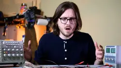 Etrange évidence L'oeuf reptilien