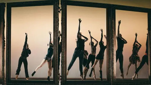 Exhibition de Sidi Larbi Cherkaoui, Ma mère l'Oye de Jeroen Verbruggen