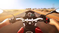 Expériences tous risques Très étrange