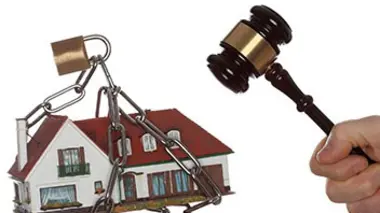 Expulsions, saisies, constats d'adultère : les huissiers sur tous les fronts