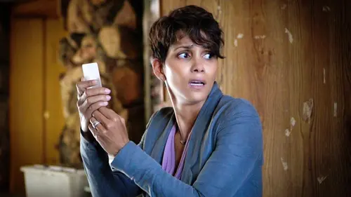 Extant S01E10 Besoin d'une mère