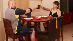 Extreme Love Stories Love comes in all sizes