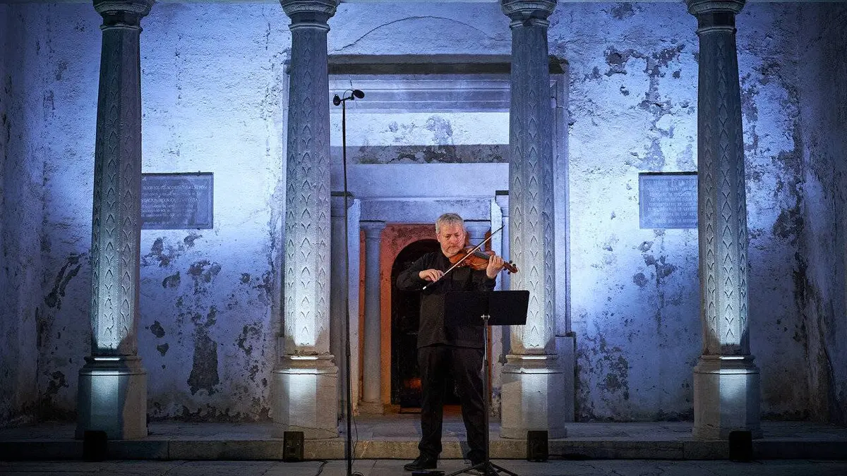 Fabio Biondi au Festival de Grenade : Bach