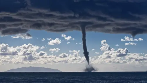 Face aux forces de la Nature Tornades
