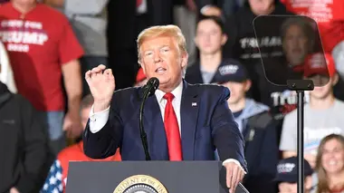Face aux Trump : les confidences du pouvoir S01E03 L'étincelle