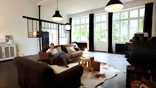 Faites comme chez eux S01E03 Virginie