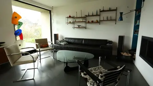 Faites comme chez eux S01E18 Laurence