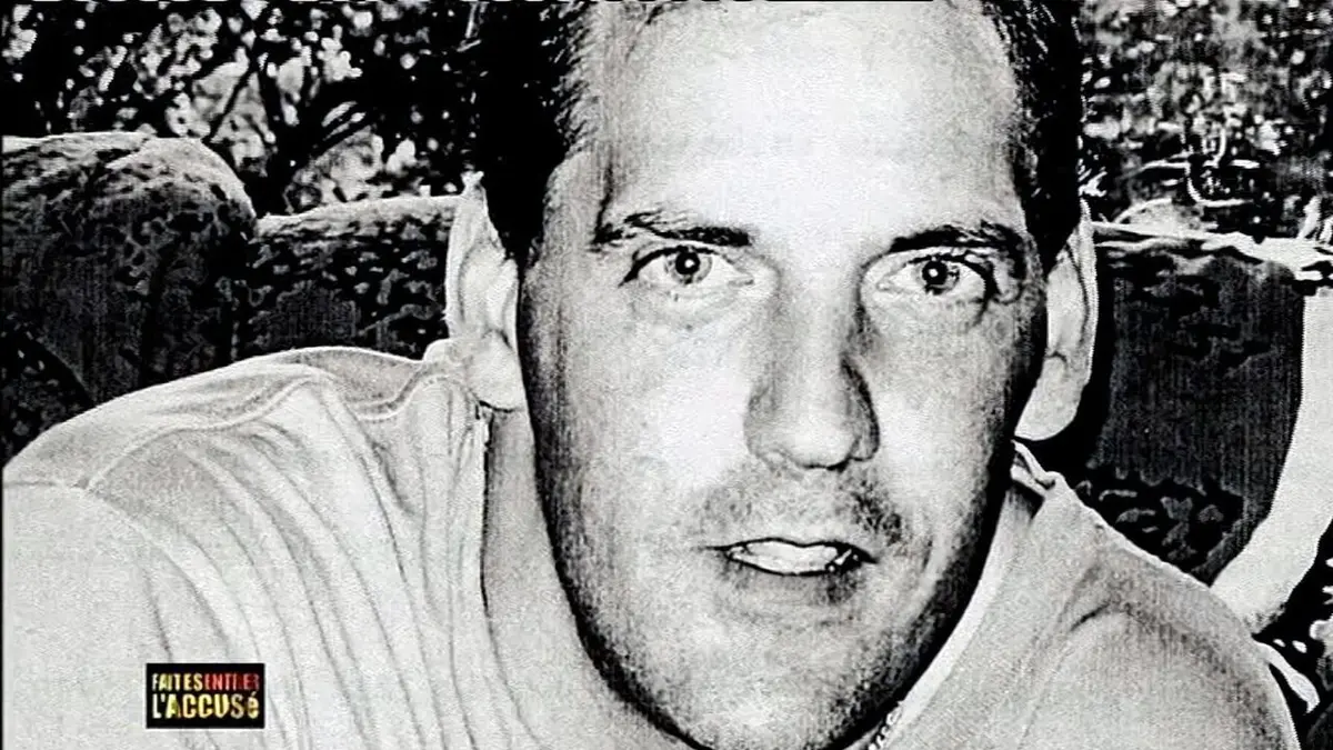 Faites entrer l'accusé