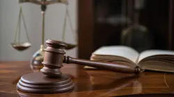 Faites entrer l'accusé La seringue du docteur Cosme