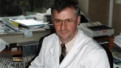 Faites entrer l'accusé Charles Missenard, un crime sous perfusion