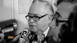 Faites entrer l'accusé S17E01 Bruay-en-Artois, le notaire et le petit juge