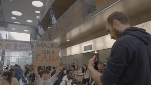 Faites mieux, cette jeunesse derrière Mélenchon