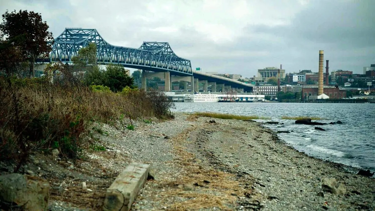 Fall River : Enquête sur un cold-case satanique Tout droit en enfer