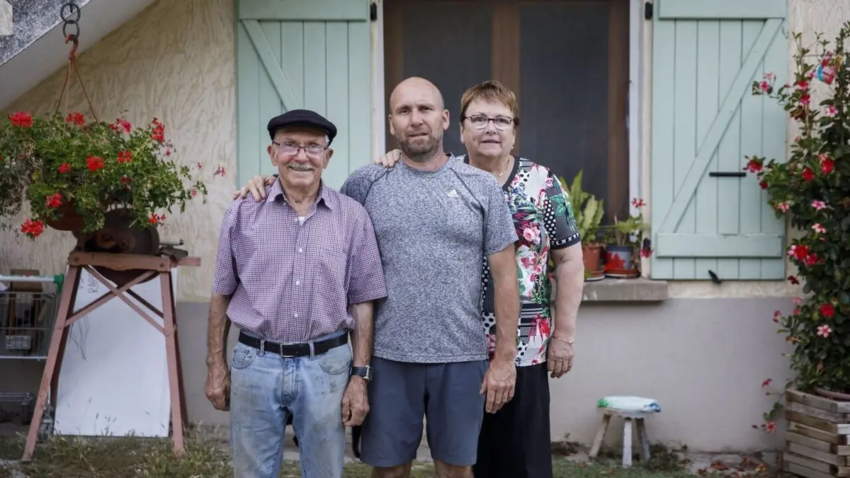 Familles de paysans, 100 ans d'histoire