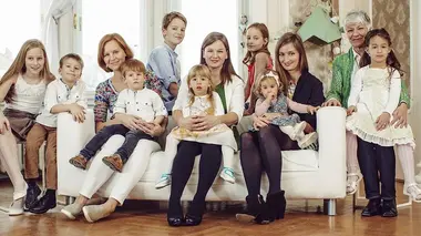 De 5 à 10 enfants : l'incroyable vie des familles hyper-nombreuses