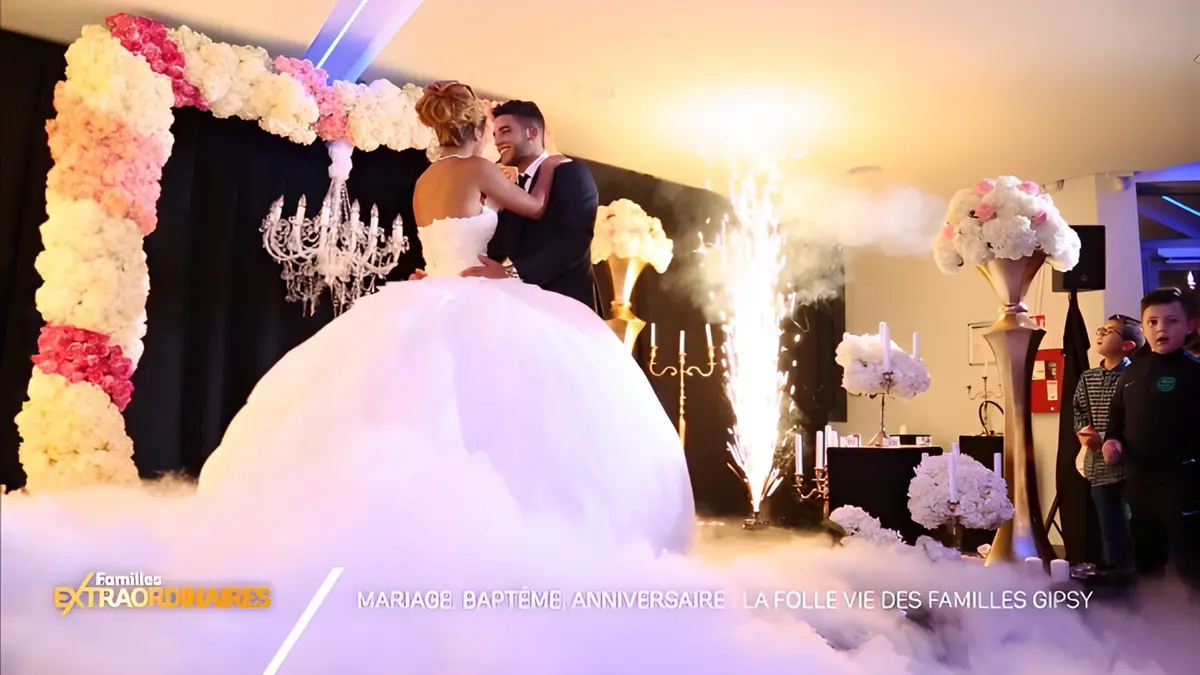 Familles extraordinaires Mariage, baptême, anniversaire : la folle vie des familles gipsy
