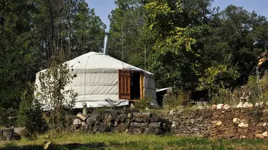 Familles extraordinaires En cowboy, en viking ou ultra écolo : elles ont choisi un mode de vie atypique