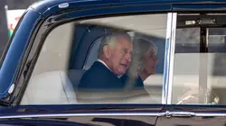 Familles royales : secrets et scandales