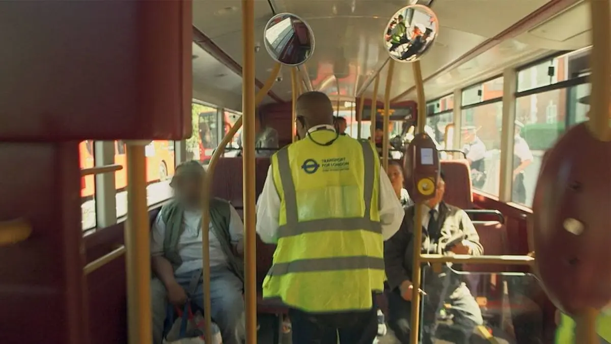 Fare Dodgers: At War with the Law On Board & On the Run